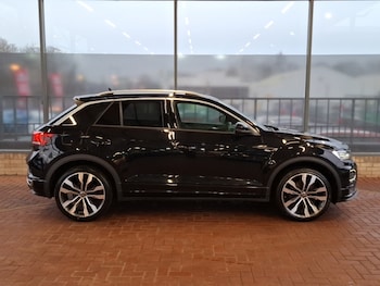 Used Volkswagen T-Roc 2020 for sale - 77141196: Photo