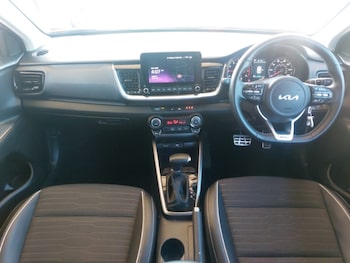 Used Kia Stonic 2024 for sale - 78326929: Photo