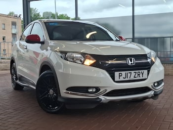Used Honda HR-V 2017 for sale - 79630888: Photo
