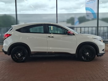 Used Honda HR-V 2017 for sale - 79630888: Photo