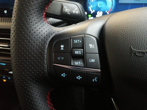Used Ford Kuga 2025 for sale - 76233750: Photo 18