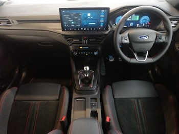 Used Ford Kuga 2025 for sale - 76233750: Photo 2
