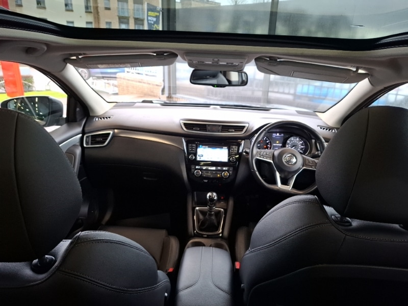 Used Nissan Qashqai 2018 for sale - 77852562: Photo 2