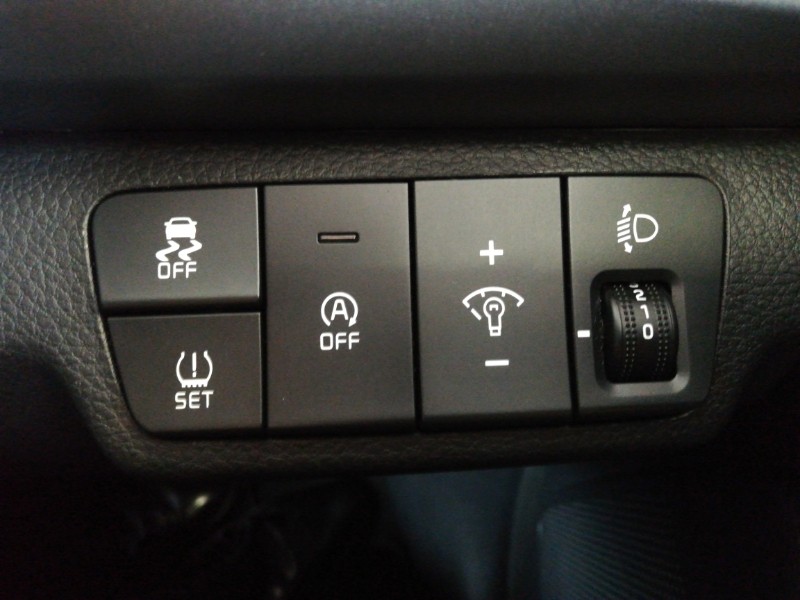 Used Kia Rio 2023 for sale - 76951691: Photo 13