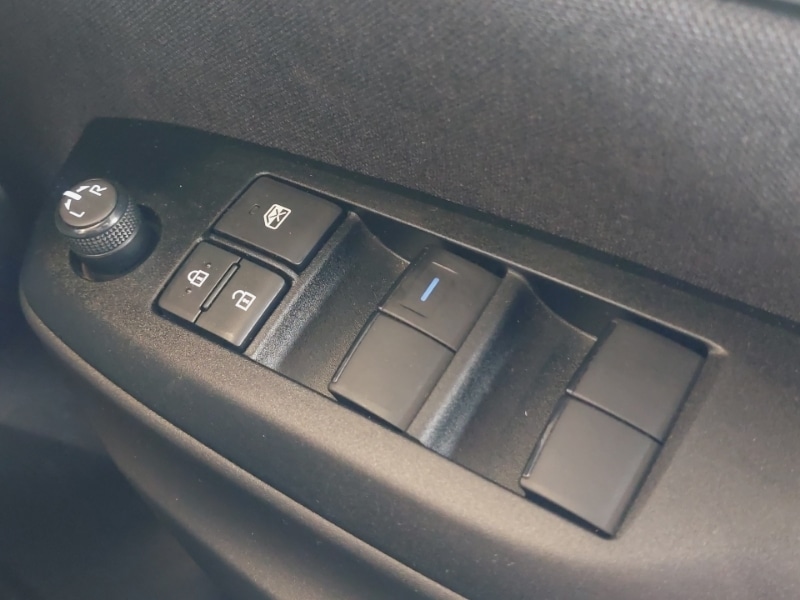 Used Toyota Yaris 2023 for sale - 76666369: Photo 16