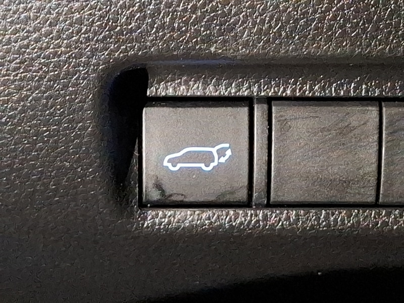 Used Toyota RAV4 2022 for sale - 76975024: Photo 17