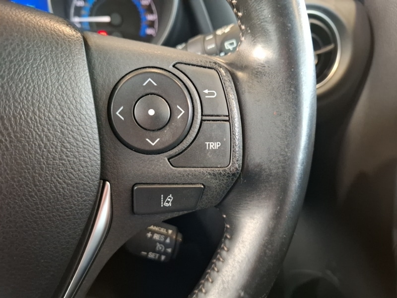 Used Toyota Auris 2017 for sale - 77472256: Photo 19