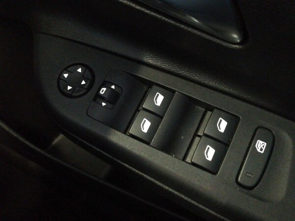 Used Vauxhall Corsa 2022 for sale - 76271977: Photo 16