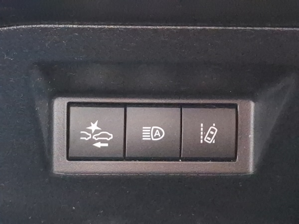 Used Toyota Yaris 2018 for sale - 76225917: Photo 17