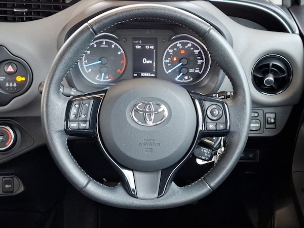 Used Toyota Yaris 2018 for sale - 76225917: Photo 7