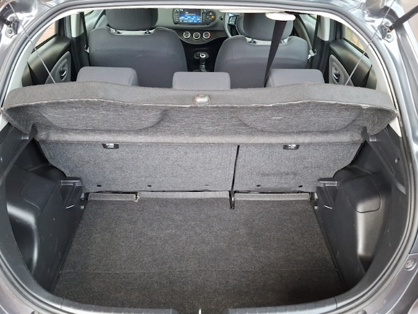 Used Toyota Yaris 2018 for sale - 76225917: Photo 8