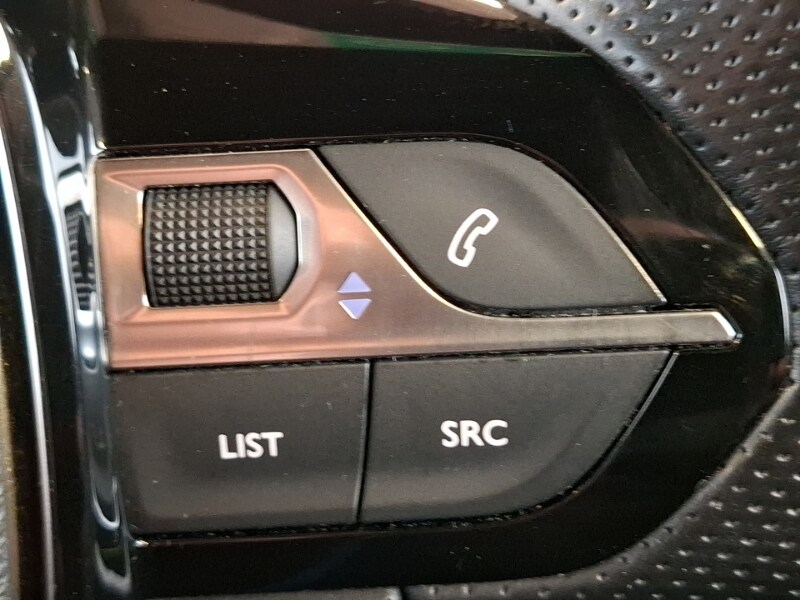 Used Peugeot 2008 2023 for sale - 77209420: Photo 13