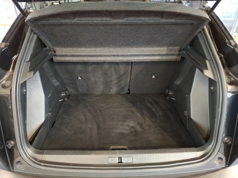 Used Peugeot 2008 2023 for sale - 77209420: Photo 8