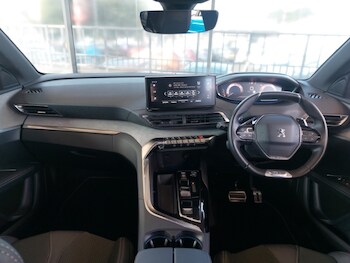 Used Peugeot 5008 2023 for sale - 75463305: Photo