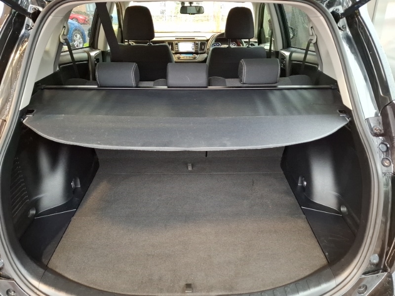 Used Toyota RAV4 2016 for sale - 76195209: Photo 8