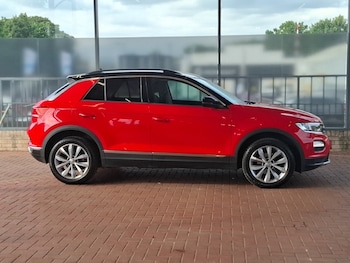 Used Volkswagen T-Roc 2019 for sale - 79578676: Photo