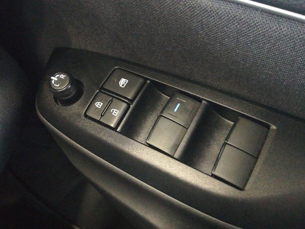 Used Toyota Yaris 2022 for sale - 76331613: Photo 16