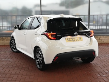 Used Toyota Yaris 2022 for sale - 76331613: Photo 3