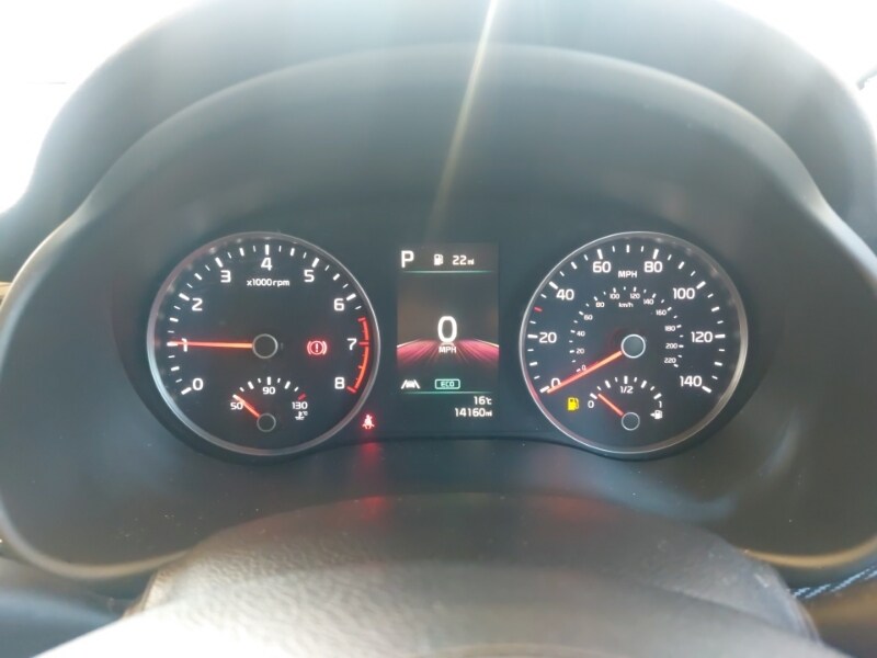 Used Kia Stonic 2024 for sale - 76639353: Photo 10