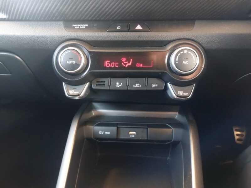 Used Kia Stonic 2024 for sale - 76639353: Photo 15