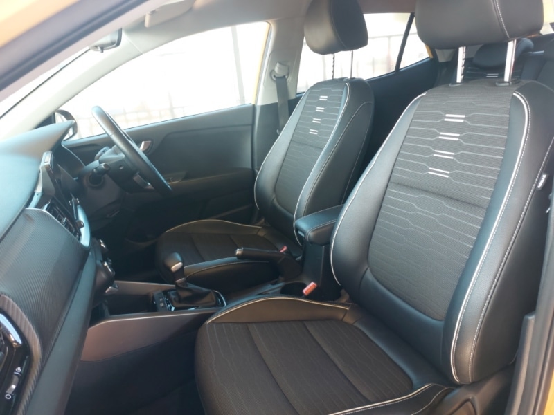 Used Kia Stonic 2024 for sale - 76639353: Photo 5