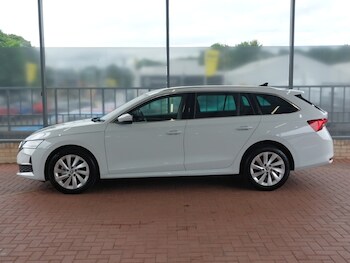 Used Skoda Octavia 2024 for sale - 75049768: Photo