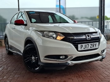 Used Honda HR-V 2017 for sale - 78952638: Photo