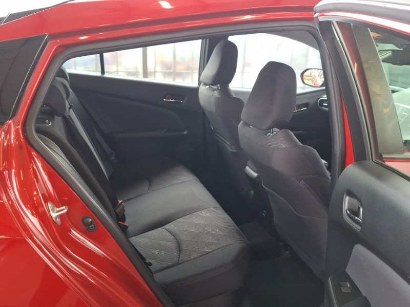 Used Toyota Prius 2020 for sale - 78099063: Photo 6