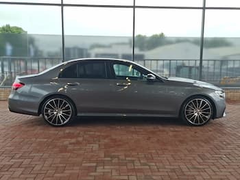 Used Mercedes-Benz E Class 2022 for sale - 79768537: Photo