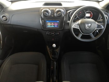 Used Dacia Sandero 2018 for sale - 75980621: Photo
