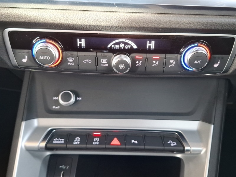 Used Audi Q3 2021 for sale - 76414465: Photo 13