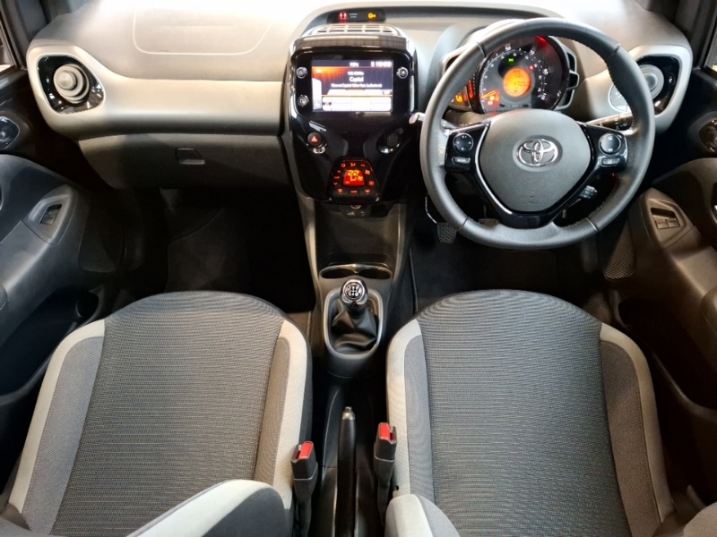 Used Toyota AYGO 2021 for sale - 76456074: Photo 2