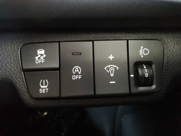 Used Kia Rio 2023 for sale - 76052096: Photo 13