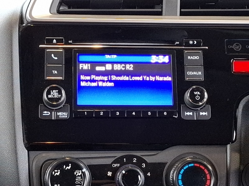 Used Honda Jazz 2017 for sale - 76456082: Photo 10