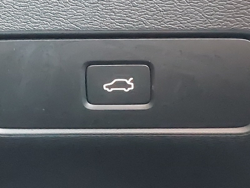 Used Volvo XC40 2024 for sale - 76749146: Photo 17