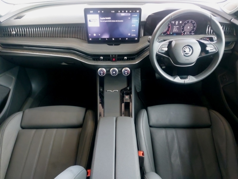 Used Skoda Superb 2024 for sale - 76880279: Photo 2