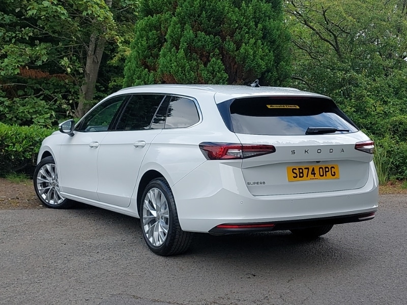 Used Skoda Superb 2024 for sale - 76880279: Photo 3