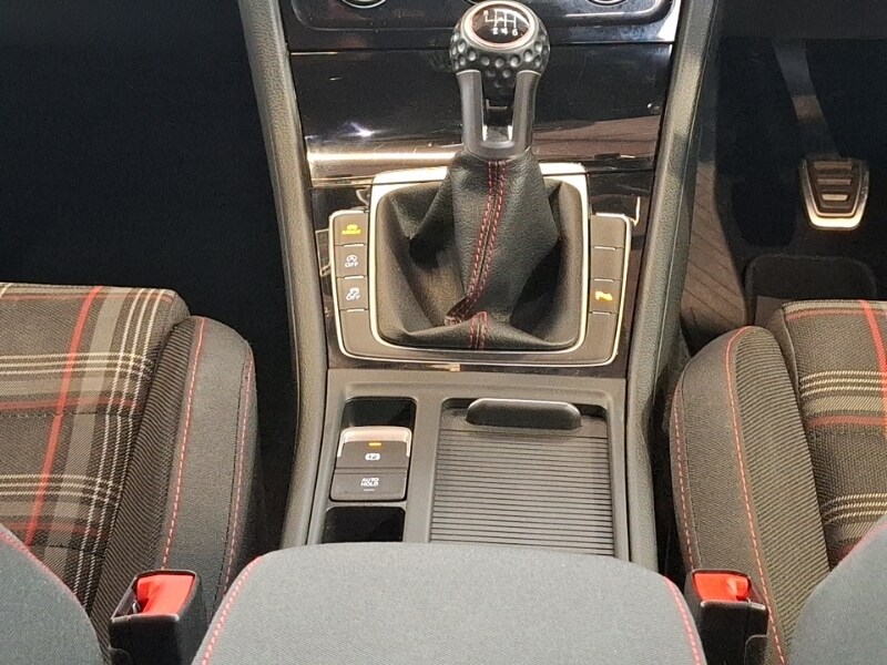 Used Volkswagen Golf 2018 for sale - 77999542: Photo 10