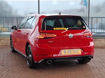 Used Volkswagen Golf 2018 for sale - 77999542: Photo