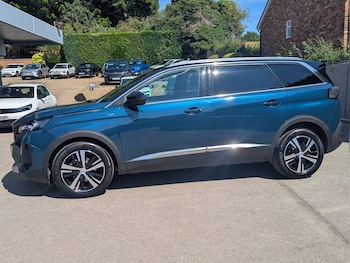 Used Peugeot 5008 2023 for sale - 79519099: Photo
