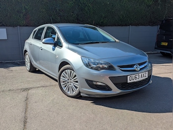 Used Vauxhall Astra 2013 for sale - 79249455: Photo