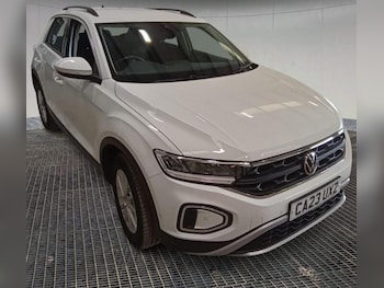 Used Volkswagen T-Roc 2023 for sale - 79575028: Photo