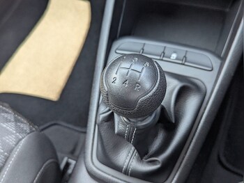 Used Kia Rio 2019 for sale - 79249474: Photo