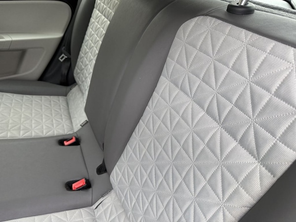 Used Volkswagen up! 2018 for sale - 76236233: Photo 30
