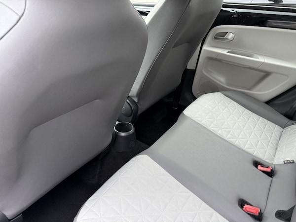 Used Volkswagen up! 2018 for sale - 76236233: Photo 32