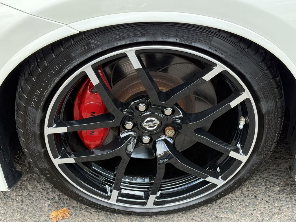 Used Nissan 370 Z 2015 for sale - 76345822: Photo 27