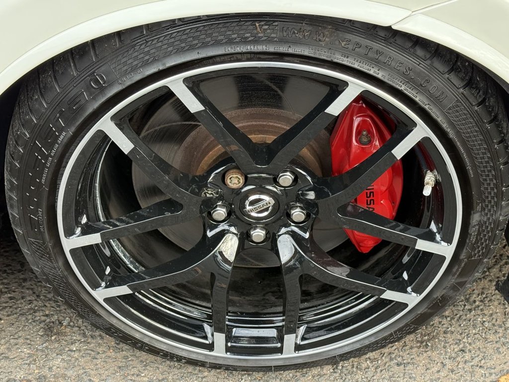Used Nissan 370 Z 2015 for sale - 76345822: Photo 28