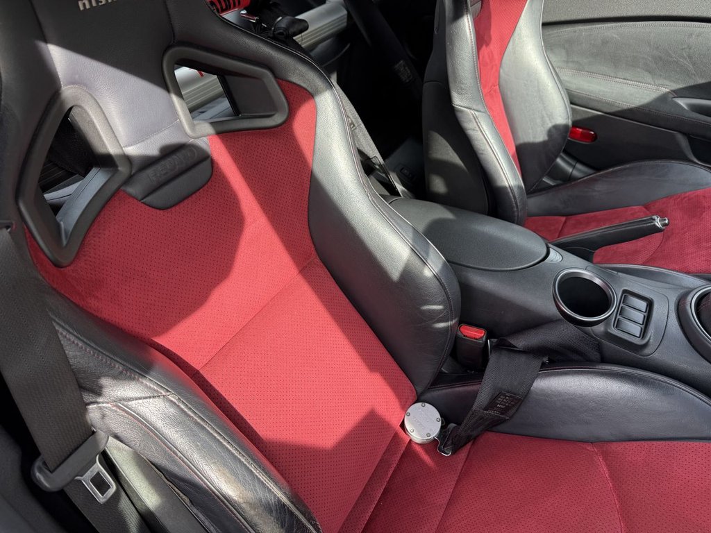 Used Nissan 370 Z 2015 for sale - 76345822: Photo 31