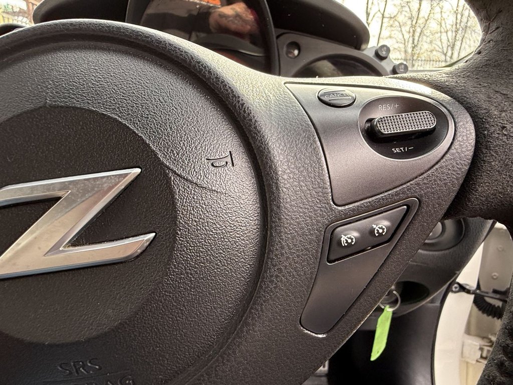 Used Nissan 370 Z 2015 for sale - 76345822: Photo 38