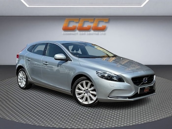 2016 (16) - 2.0 D4 SE Lux Nav Hatchback 5dr Diesel Manual Euro 6 (s/s) (190 ps)